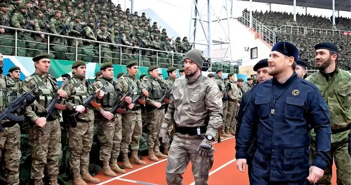 伊朗最大“靠山”浮出水面？特朗普罕见心虚了，法上将拉中方下水