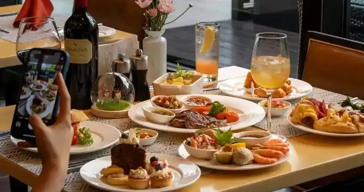 晚饭七分饱被推翻了？医生建议：过了50岁，吃饭尽量要做到这5点