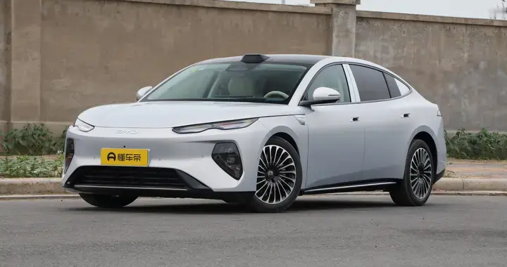 解析海豹08EV：百万级底盘硬件+旗舰级气场，指导价19.69万起