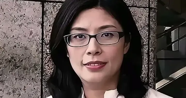 抗日老兵郑清辉，49岁时喜得一女，起名：郑丽文