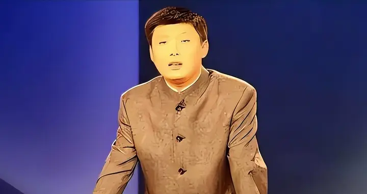 袁腾飞看急诊花5000美元！他破防：实在不行老子回国自首