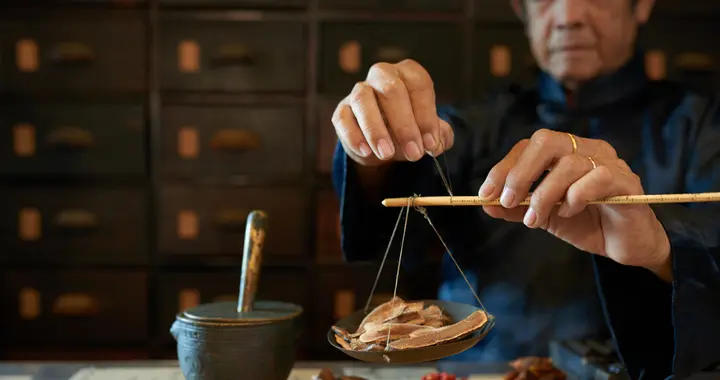 高血压10年最终去世，反思发人深省！有些病真治不好，千万别被骗