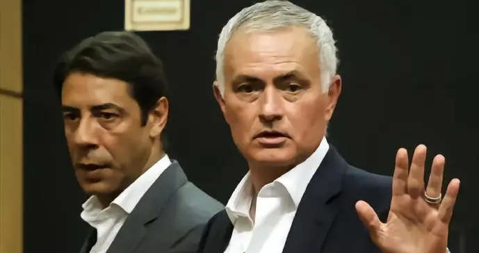 续约已经泡汤，下课声第三次响起，科斯塔别再让穆里尼奥独自前行