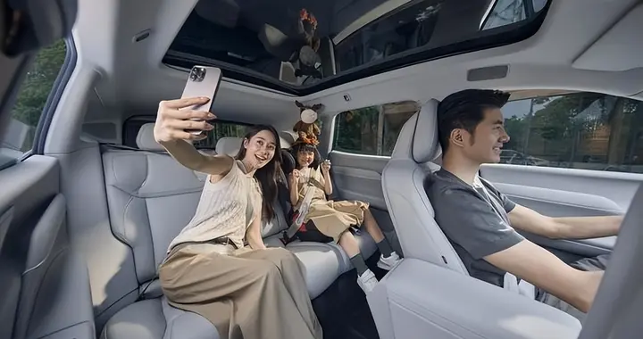 35万左右中型SUV推荐：XC70 Plus版全配置解析