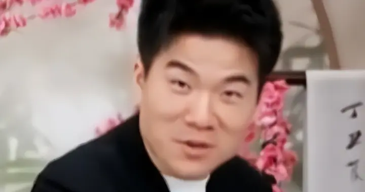 漂白鸡爪越扒越有！40000吨发往全国，董宇辉也卖过，回应引众怒