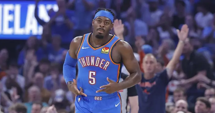 湖人43分输雷霆，1战暴露4个缺陷！东契奇伤退，火箭狼队要争第6