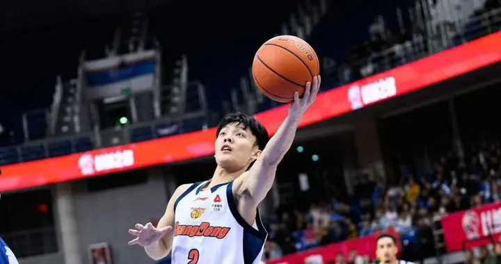 广东宏远今晚战吉林，赛前传来4个消息，马利克威廉姆斯被截胡