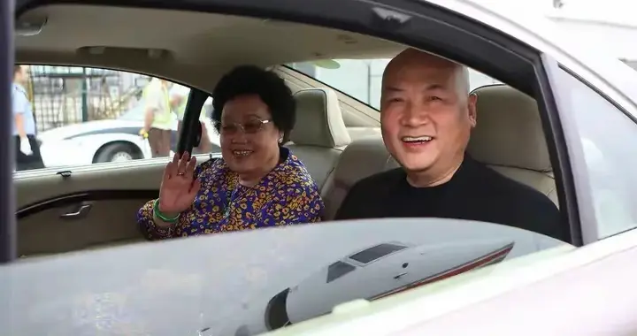 85岁传奇女富豪陈丽华离世，紫檀王国与数百亿遗产的传奇终章