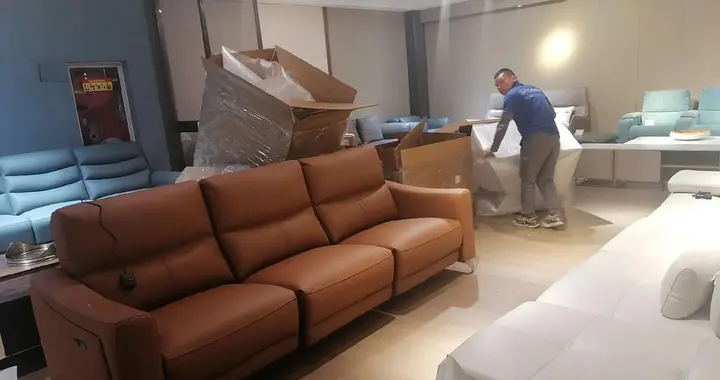 1000多元的沙发，3年后花300元才清得走
