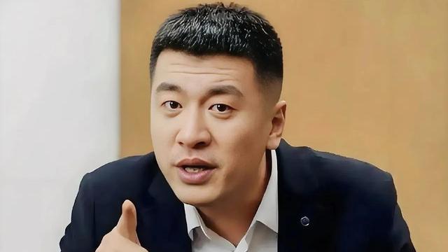 汗青历史：张雪峰有一次在直播里，讲着讲着