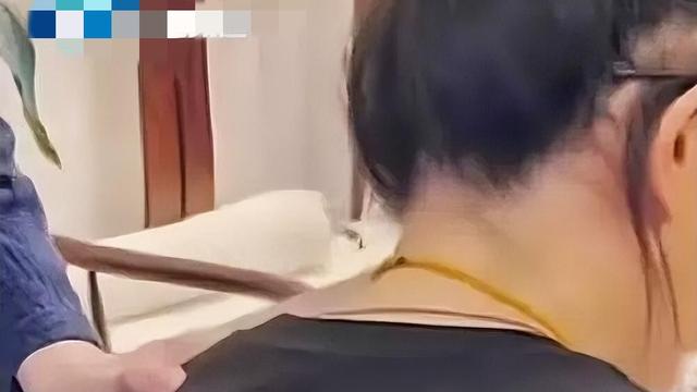 喜子影视短剧：90后女子背疼9分钟完成心