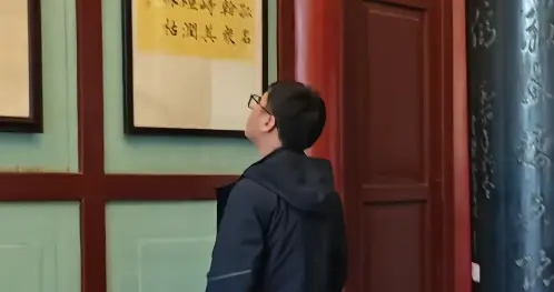 梁志辉发新动态定位在浙江，老家小路有新进展，邻居女婿表态了