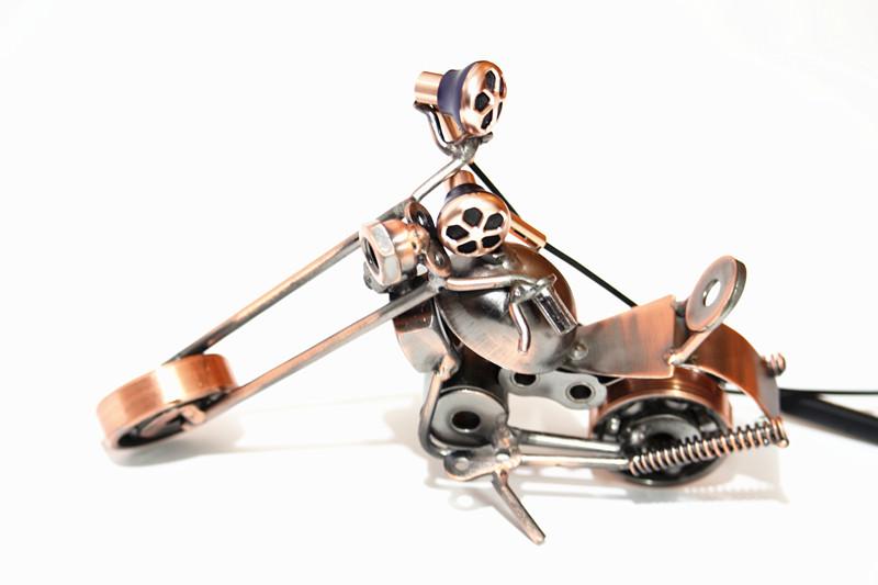 全球第一款陶瓷工艺耳机来自中国万魔声学_最