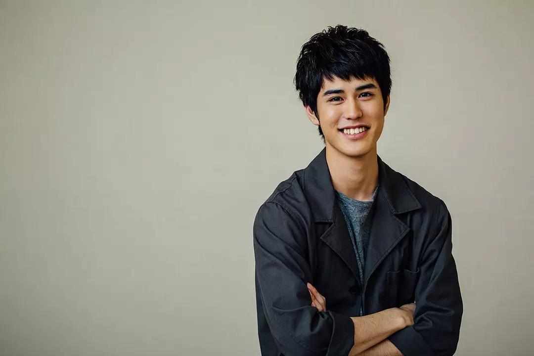 《解忧杂货店》中国版曝剧照日本版上映评分8