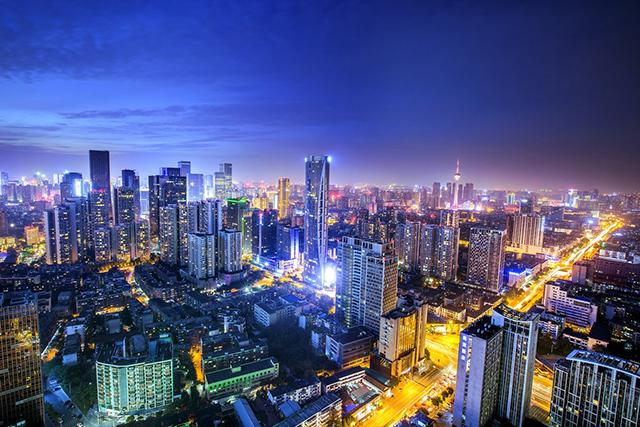 中国城市常驻人口_...离特大城市\
