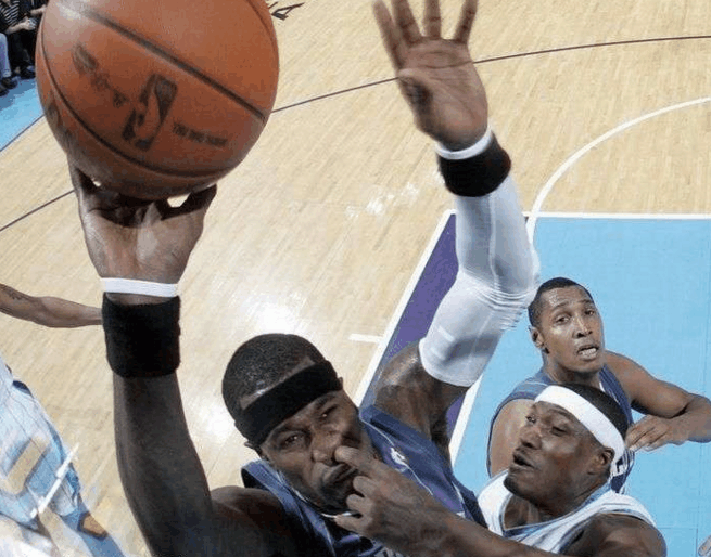 nba那些搞笑防守时刻科比指挥交通哈登的眼神防守