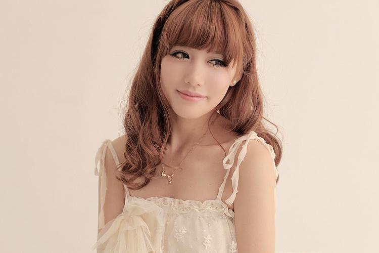 寻遍记忆, 唯有你, 容得下完整的我。无论日后路怎么走, 彼此老友角色似旧