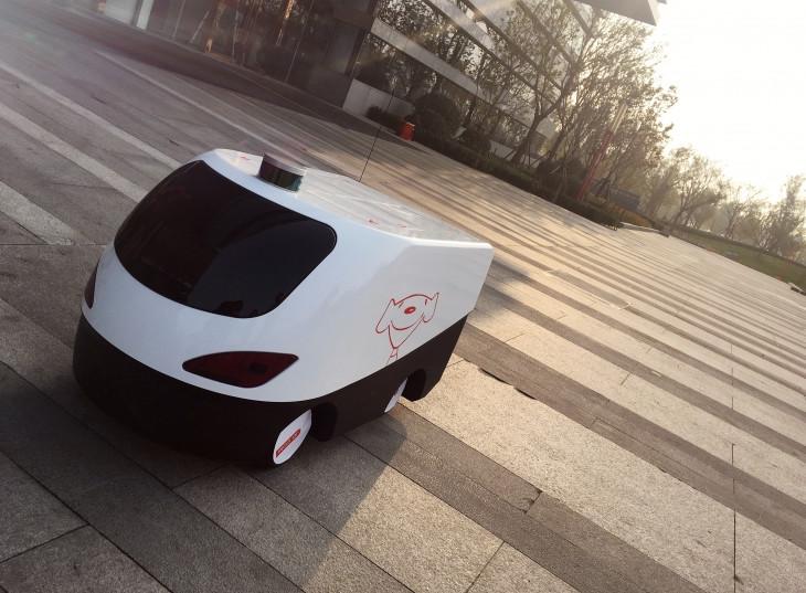 京东无人运输车投入试营, 再度掀起物流运输业