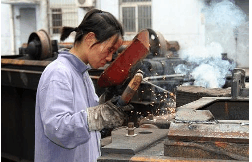 高薪的农民工, 一年能赚多少钱?_hao123上网