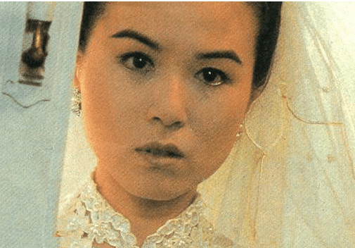 甩掉周润发看上谢贤, 刘德华对她一见钟情, 最后