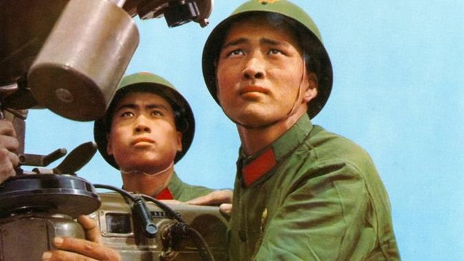 看70年代的解放军精神面貌: 虽然国家穷, 但军