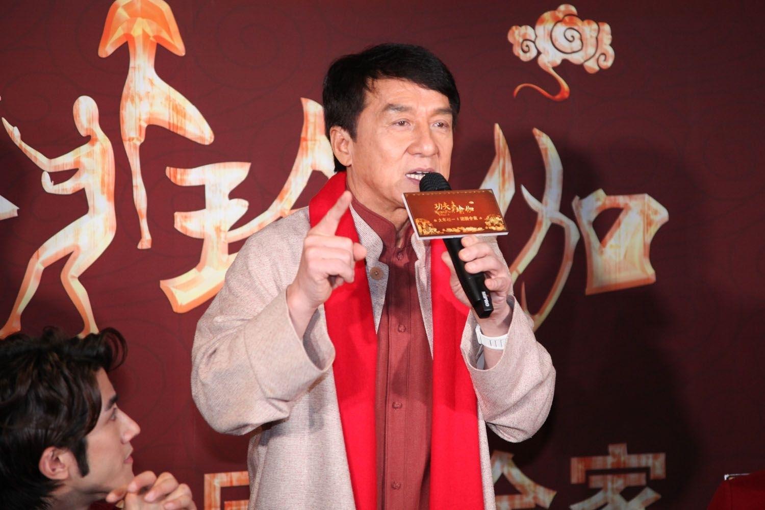 成龙不愿谈小龙女和吴绮莉, 18年前的承诺也烟消云散-南昌圈圈网