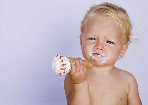 宝宝多大可以吃雪糕? 夏季这么吃雪糕才好! 自