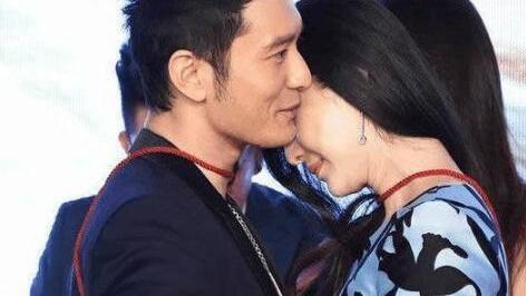 黄晓明范冰冰玩游戏被五花大绑, 两人都很害羞的笑了