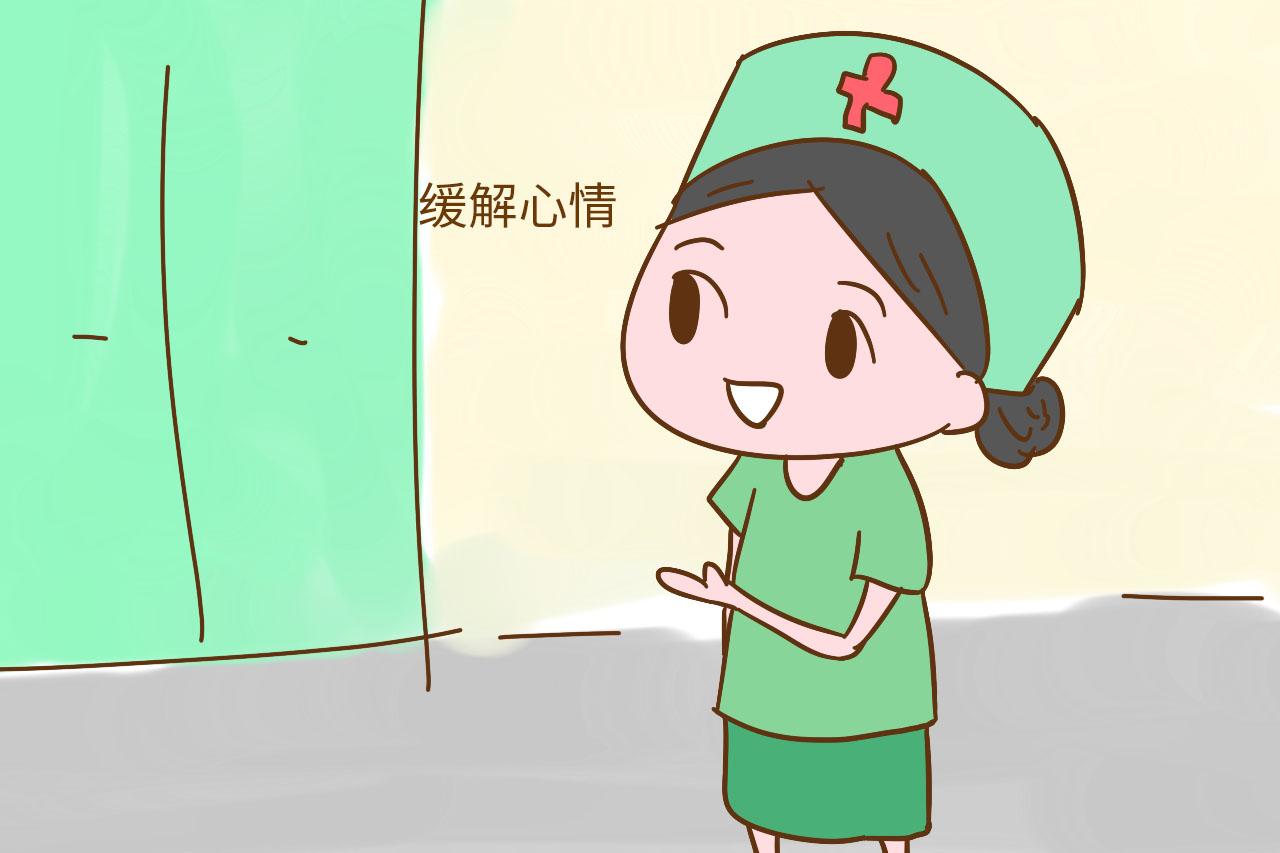 我生孩子的时候, 医生在讨论吃火锅, 还问我喜欢吃什么锅底