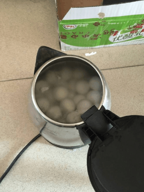 有位同学冬至的那天， 在寝室用