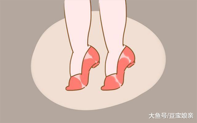 孕期应该怎样穿鞋子? 除了高跟鞋, 这种鞋子最好也不要穿