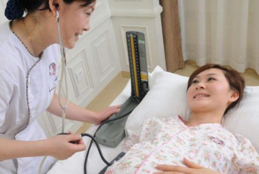 孕检时, 出现这两种检查结果, 孕妈先别吓自己, 听听医生怎么说