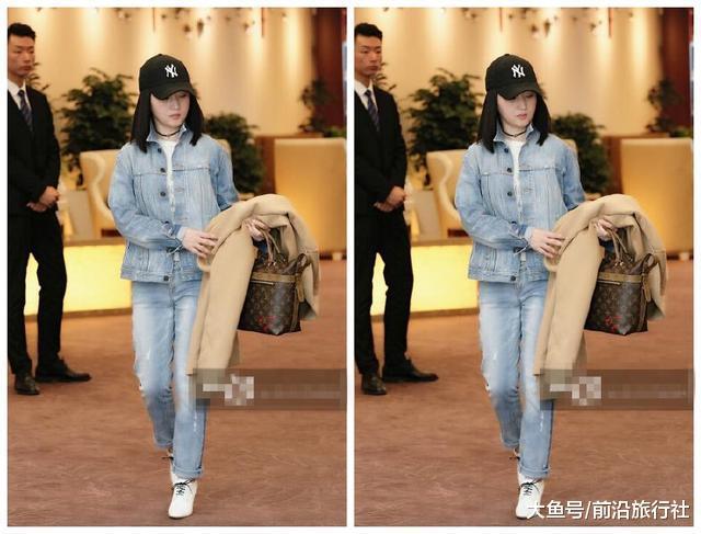 47岁杨钰莹真厉害, 一身牛仔装帅气十足, 网友: 只有20岁吧