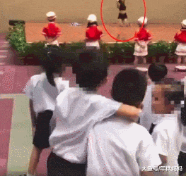 幼儿园开学典礼跳钢管舞, 被革职的园长竟然这样解释