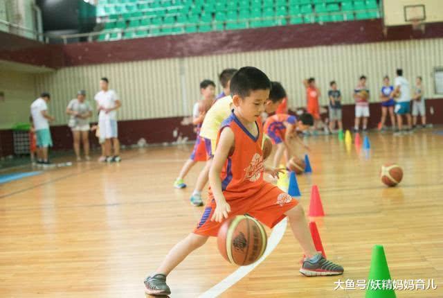 妈妈育儿做好这5点, 矮爸妈也能养出高孩子