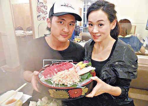 她是最惨港姐, 被假富豪骗, 抛弃9年男友, 生下女儿却被嘲讽虚荣