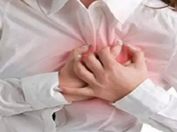 腋下有肿块, 可能是乳腺增生了, 多吃这些食物, 可以防止乳腺癌