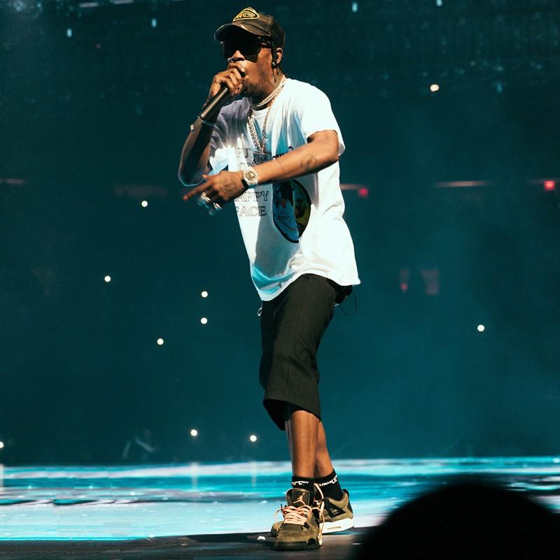 travisscott搞笑,travisscott travisscott上脚undefeatedxaj4,今年会再次发售吗?