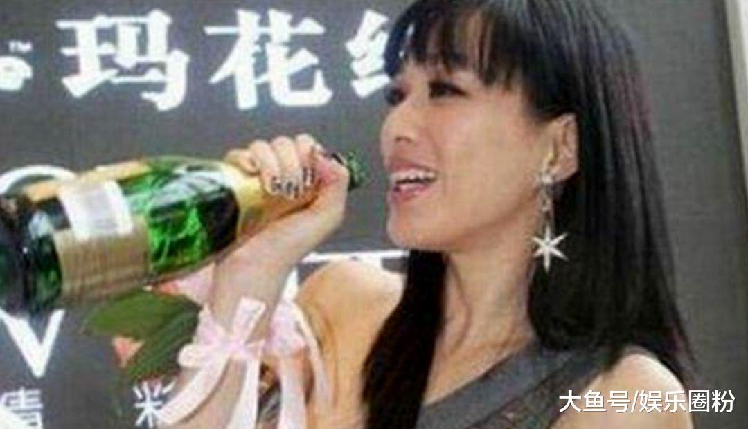 女明星喝酒, 钟丽缇拿酒不忘性感, 范冰冰对瓶吹尽显真豪杰!