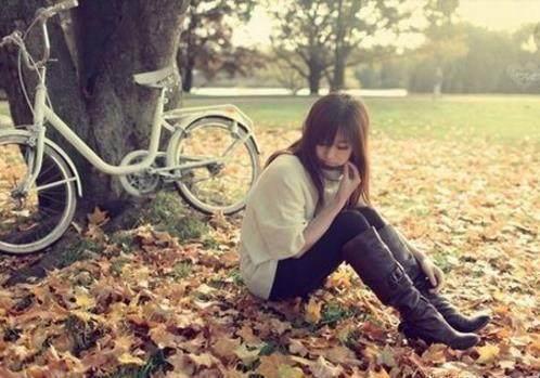 男人越怕你离开他就越会有这3个表现, 尤其是第3个