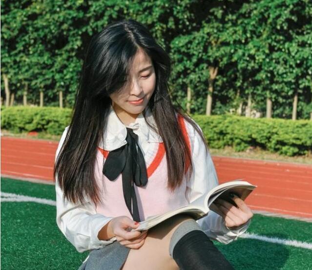 女人对男人动了感情, 这几点表现装不出来