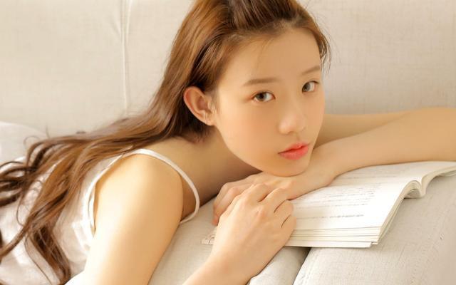 想让男人对你日思夜想, 女人要学会说这五句情话!