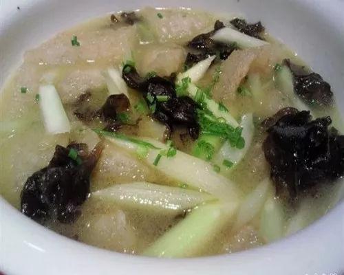 妊娠纹最爱光顾这三种孕妈, 看看预防妊娠纹, 该吃些啥?