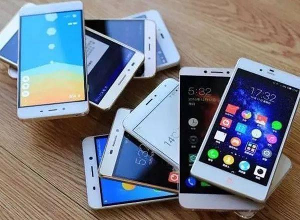 为什么手机用两年就会卡? 终于清楚原因了