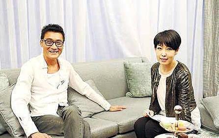 赌王是她姑父梁家辉是她初恋, 52岁的她身边大咖环绕