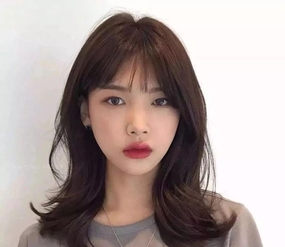 е