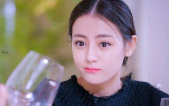 迪丽热巴累到脸崩? 网友却称不离开嘉行, 她就是下一个杨幂!