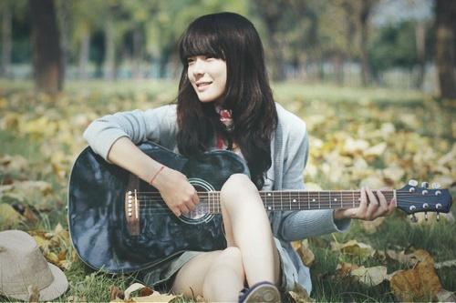 真情不能敷衍, 真爱不能玩弄, 缘分不能挥霍, 人生须有对错