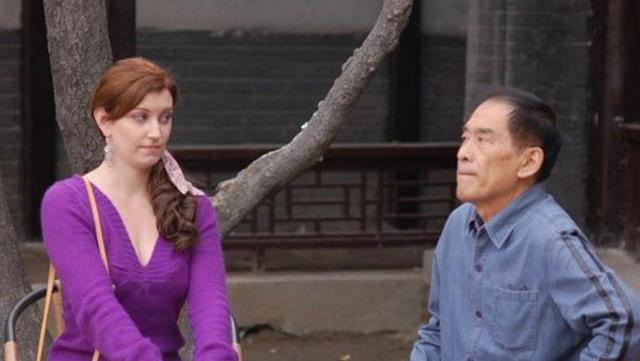 洋媳妇给宝宝取名字, 爷爷听不懂, 爸爸在一旁很尴尬