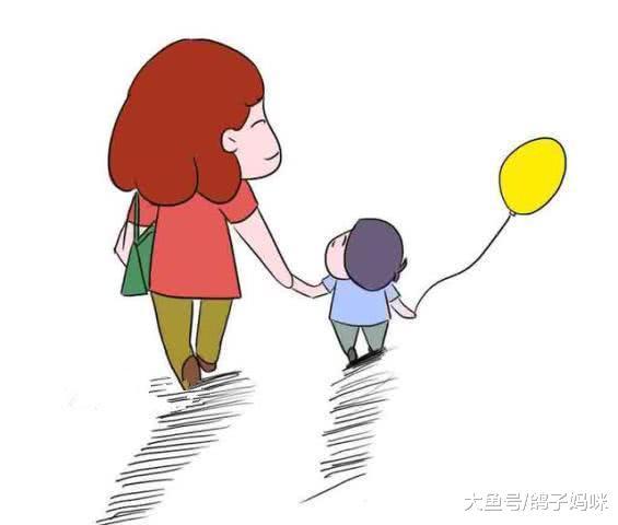 学生背包超重, 超过重量脊柱变形! 3族人群正确背法